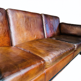 Box Design Three-Seater Sofa Heavily Patinated Tan Leather T Kvalitet