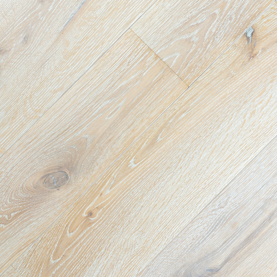 Pre Finished Contoured Cider Mill Classic Arctic Oak