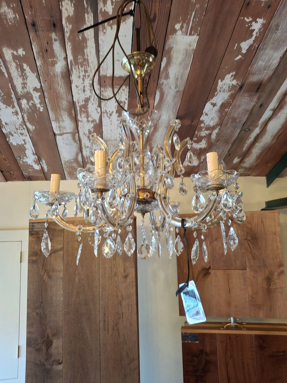 Fine Quality Marie Theresa 8 Candle Chandelier