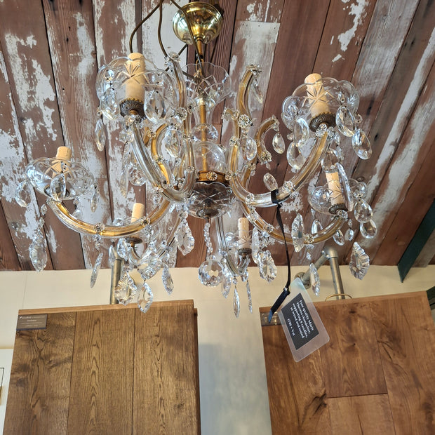 Fine Quality Marie Theresa 8 Candle Chandelier