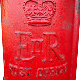 Elizabeth 2nd Pillar Post Box
