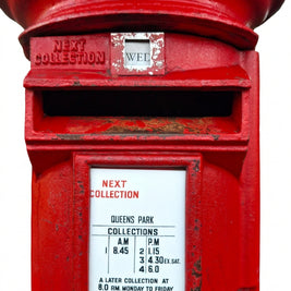Elizabeth 2nd Pillar Post Box