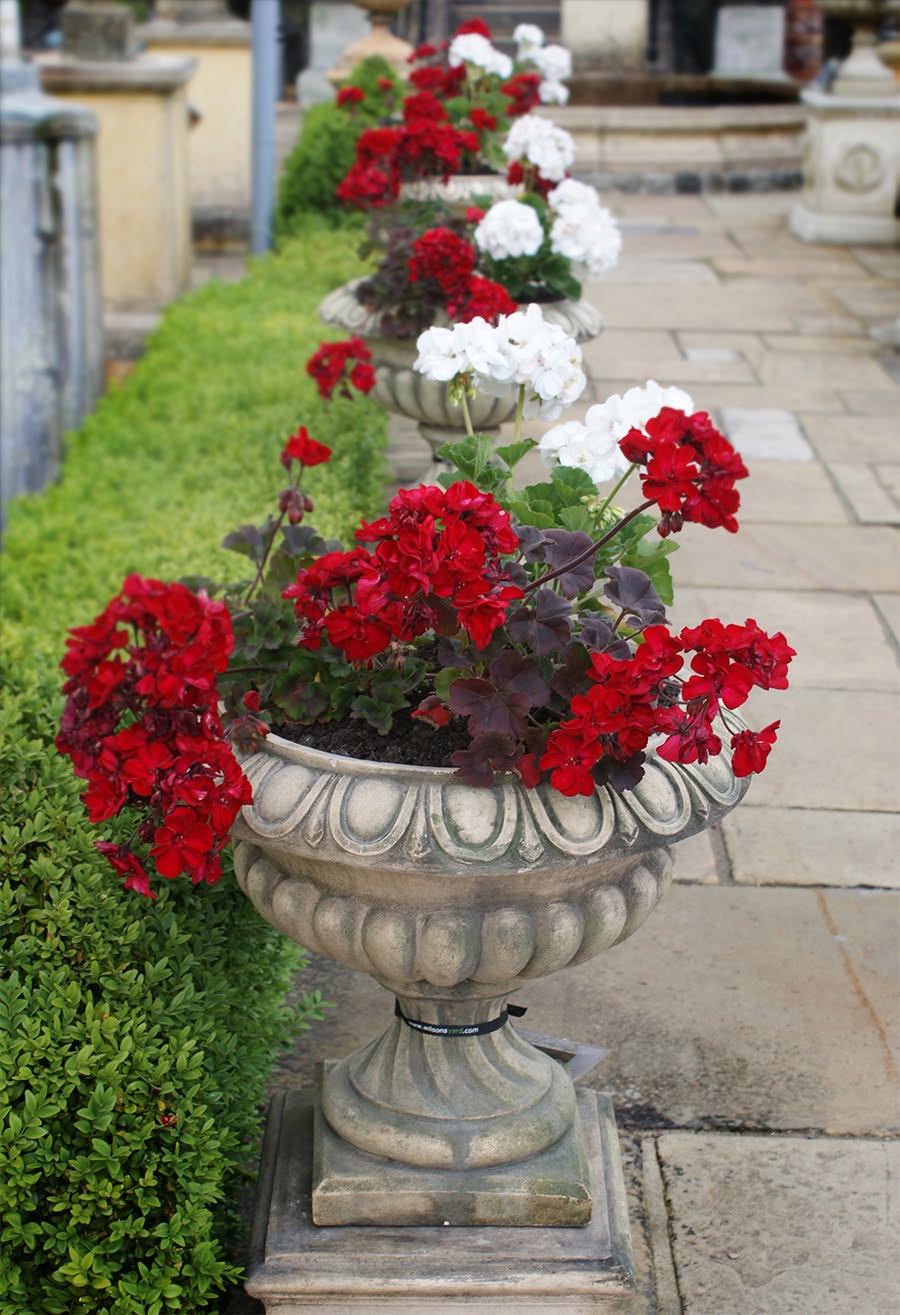The Royal Doulton Garden Planter Bath Stone