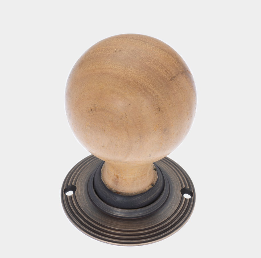 Oak Cromwell w/ Antique Brass backplate