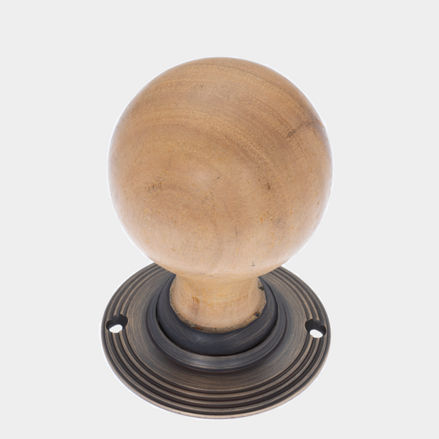 Oak Cromwell w/ Antique Brass backplate