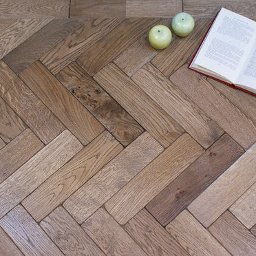 Wilsons pre-finished worn Lyon Oak Parquet – 24M2 Job Lot