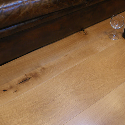 240 x 14mm Engineered Barn Oak, Oiled T&G – 15M2 Job Lot
