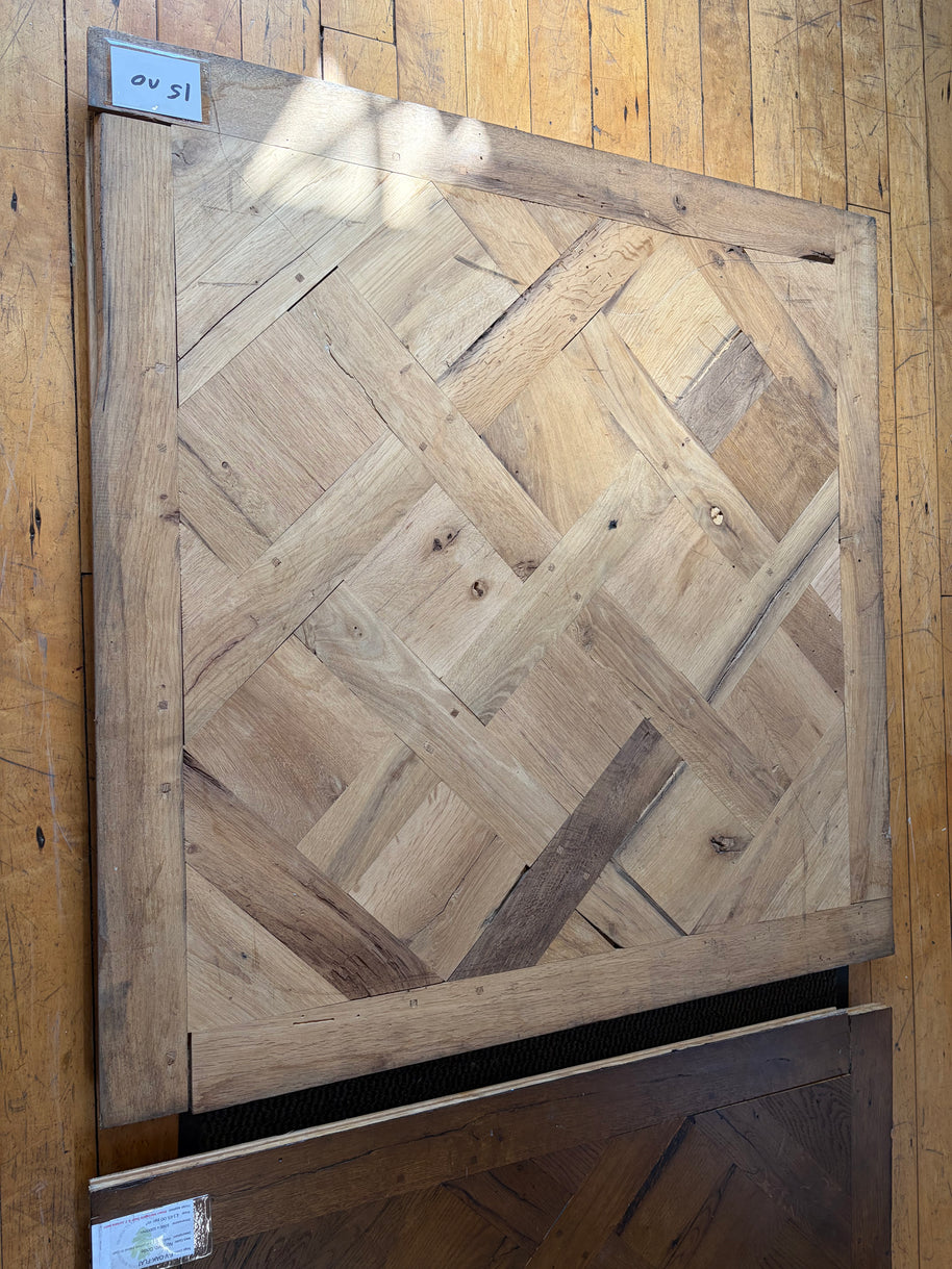 1m x 1m Period Versailles (Rustic) Panel in Oak – 17M2 Job Lot