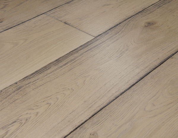 Broadleaf Porcelana Oak Flooring