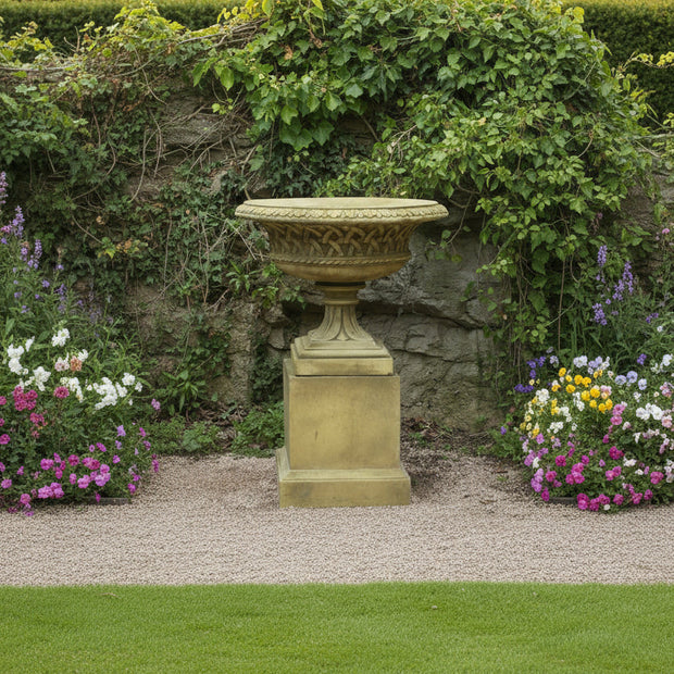 Lattice Weave Bath Stone Garden Planter