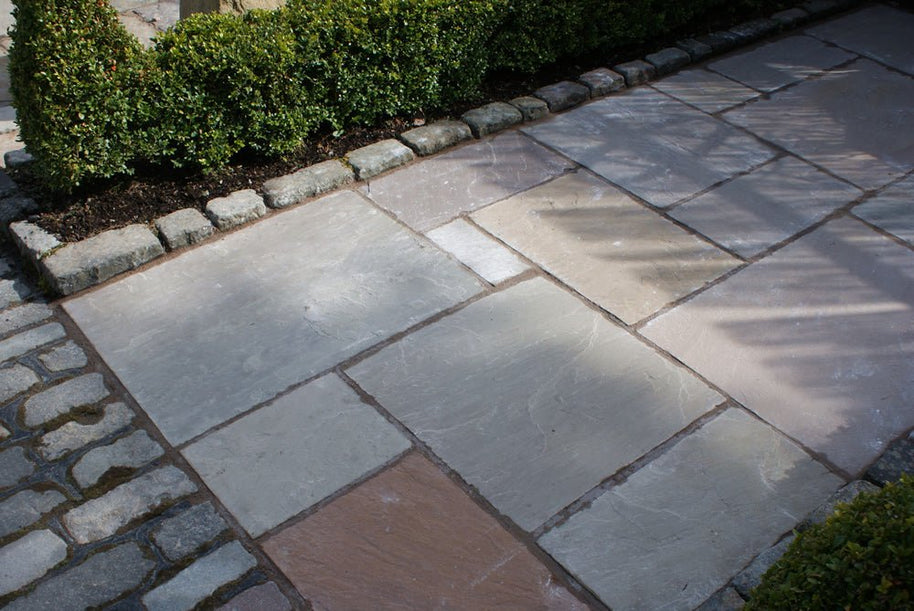 Courtyard Natural Sandstone Paving - Wilsons Yard