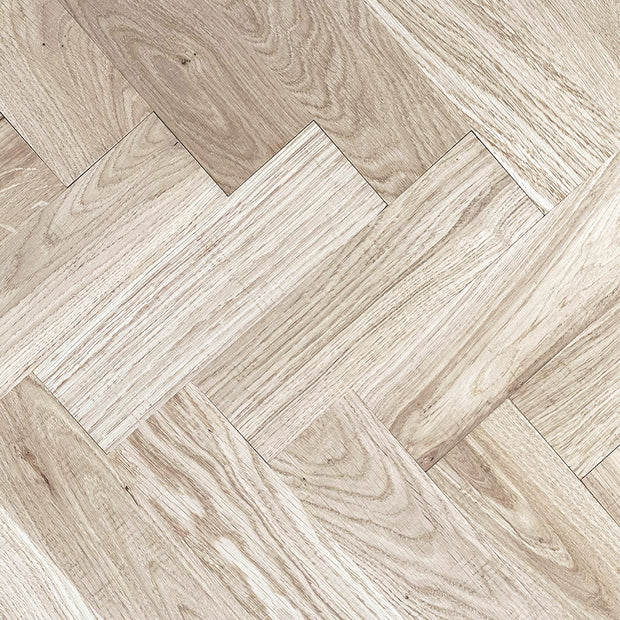 300 x 70 x 22mm Solid Un-finished European oak parquet - 2.5M2 Job Lot