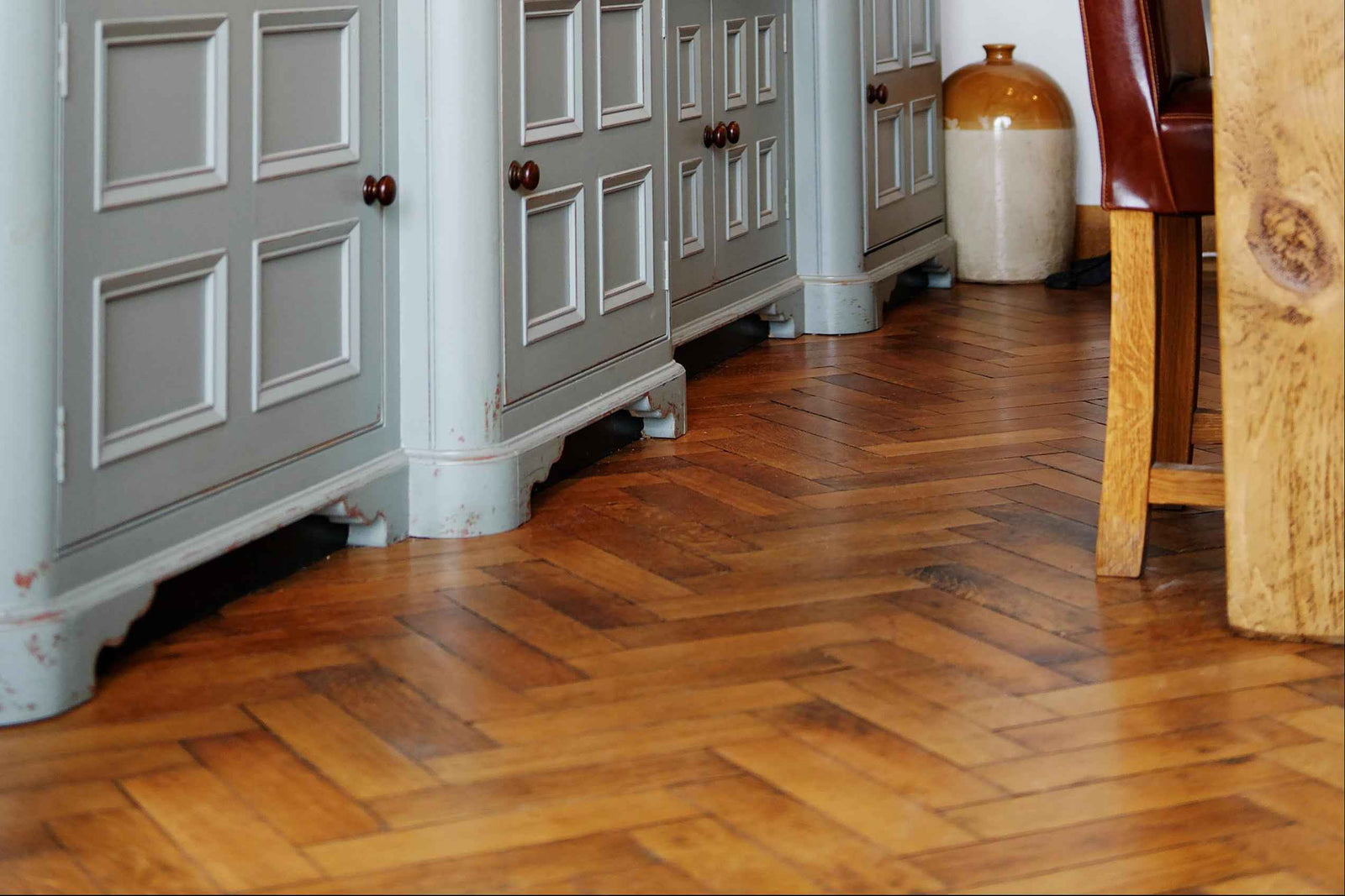 RECLAIMED PARQUET