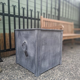 The Dublin Planter - Wilsons Yard
