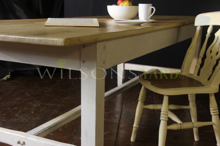 Cottswold tapered stretcher table made to order