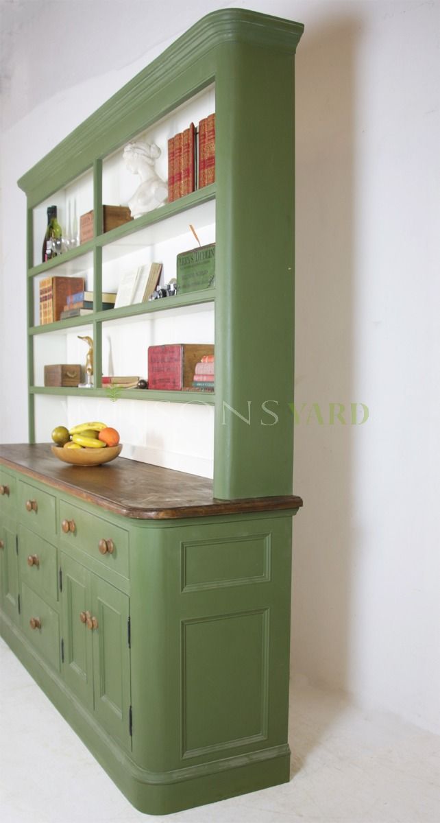 Large dresser / bookcase with rounded corners