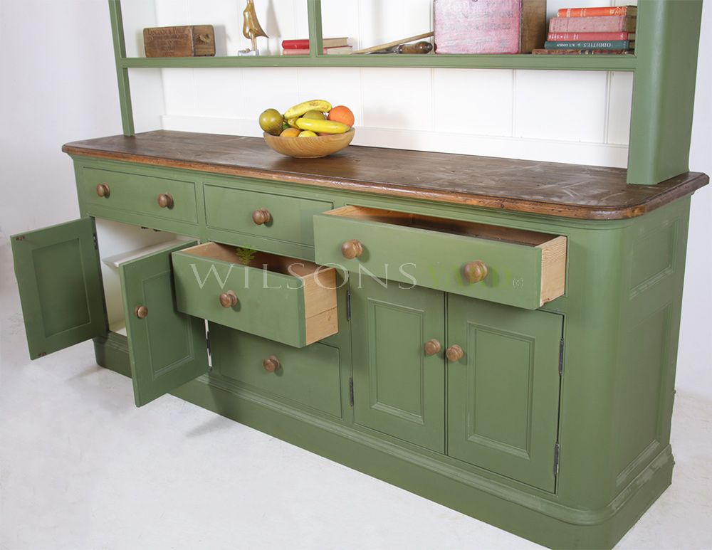 Large dresser / bookcase with rounded corners