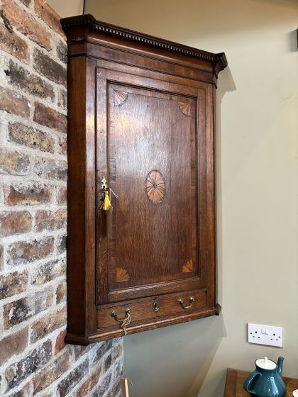 Georgian corner cupboard in English Oak