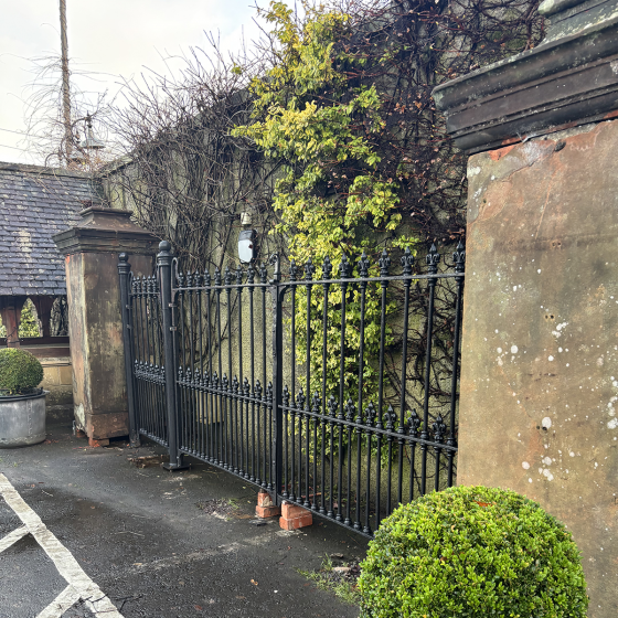 Impressive 20th Century Edinburgh Sandstone Pillars with wrought iron gates