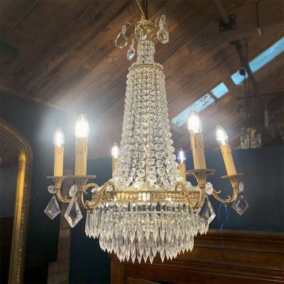 Splendid pair of vintage French Sac De Pearle chandeliers