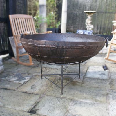 Large metal firebowl / firepit 