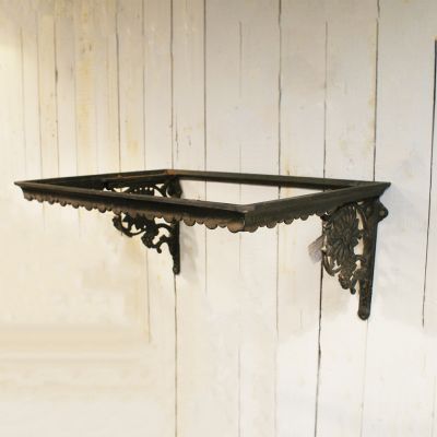 Beautiful original Victorian sink bracket 