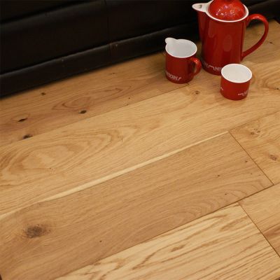 Pre finished engineered oak plank flooring 