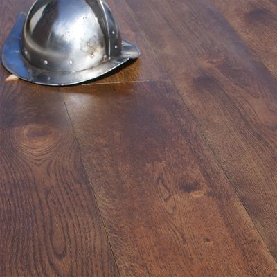 Wilsons "BELFAST" Castle range pre - finished engineered Oak plank