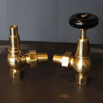 Traditional solid brass valve with Wooden Head 