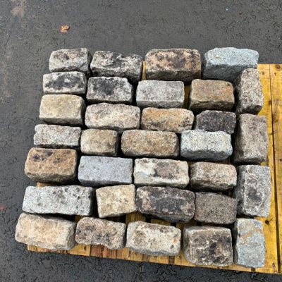 Reclaimed Belfast Rail Yard Cobbles. 