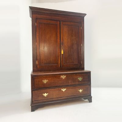 Georgian kitchen cupboard in the finest quality English Oak (Circa 1800)