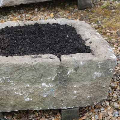 Small stone pump trough