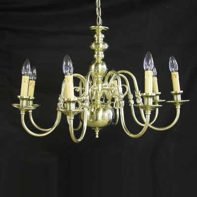 Stunning pair of restored brass 8 candle chandeliers 