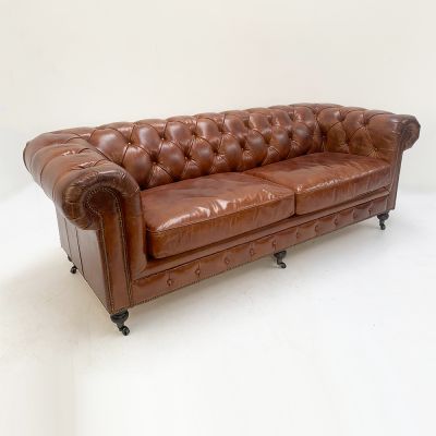 Stunning period style 3 seater Chesterfield settee 