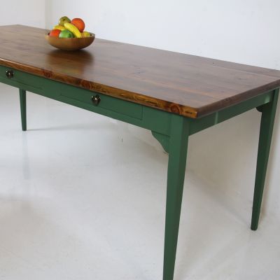 Bespoke Cottswold tapered table made to order