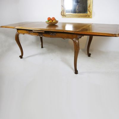 Beautiful extending French parquetry table