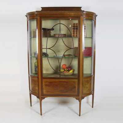 Edwardian inlaid Mahogany display cabinet