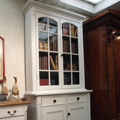 Glazed Bookcase / Glazd Dresser