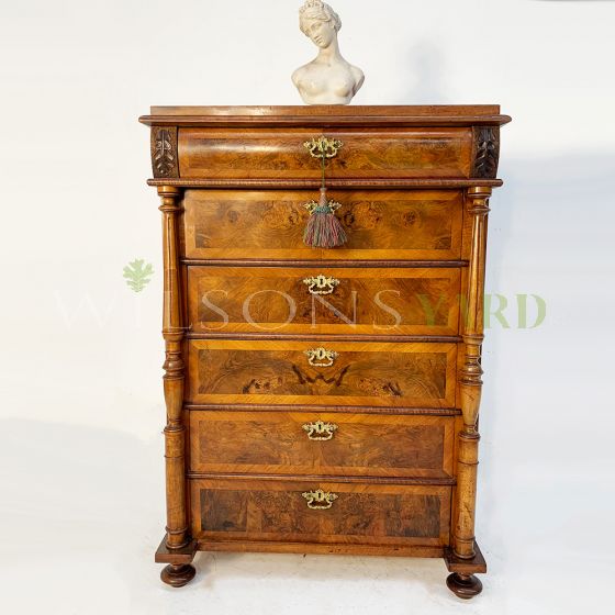 Antique chest of drawers