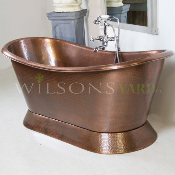 Vintage style copper bath 