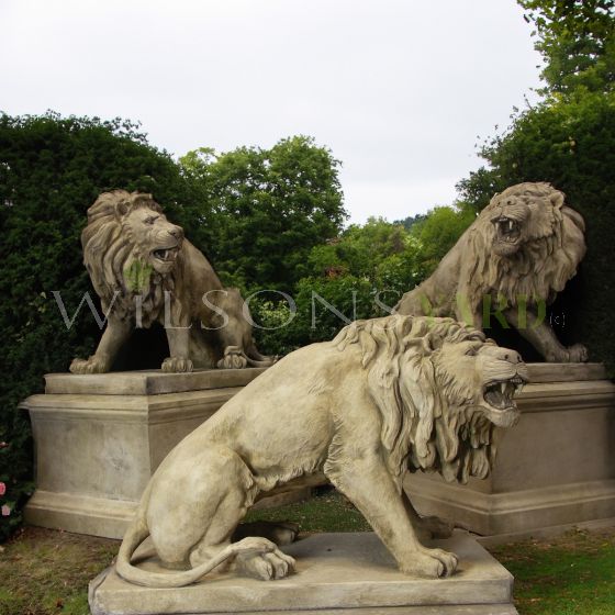 Wilsons stone garden lion statue