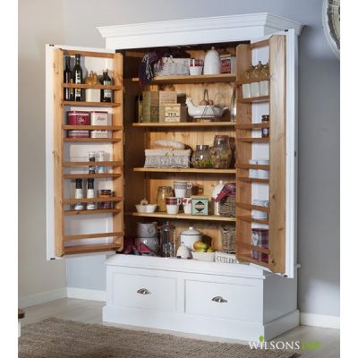 Traditional freestanding kitchen pantry 