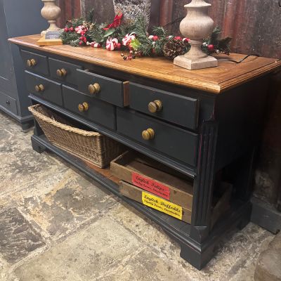 Parquet topped 7 drawer side server