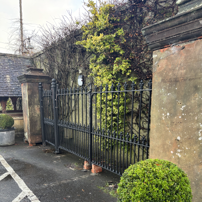 Impressive 20th Century Edinburgh Sandstone Pillars with wrought iron gates