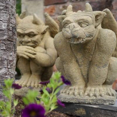 Stone wall Gargoyles - sold ref inv no: 120430  no more stock 