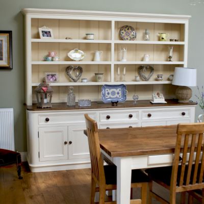 Bespoke country dresser